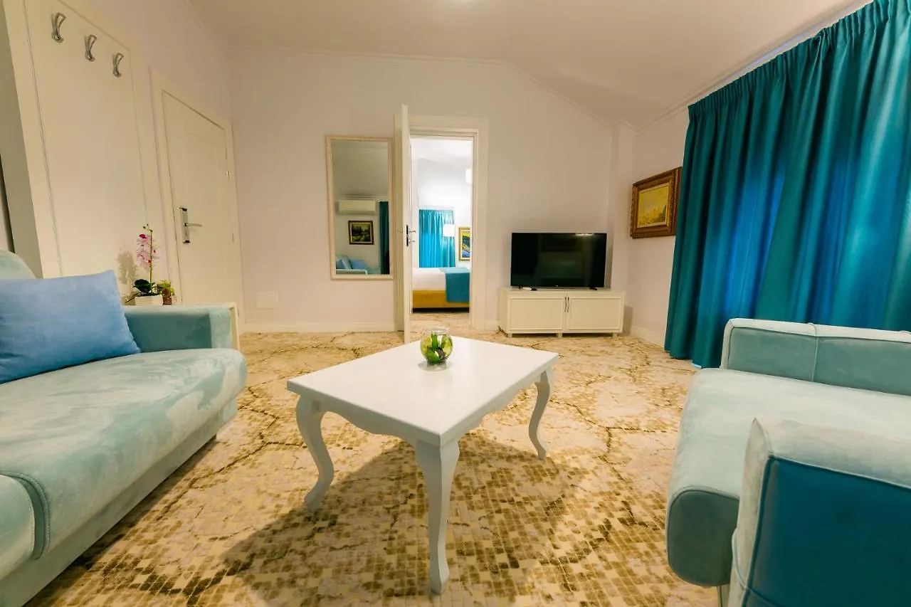 ****  Art Hotel Tirana Albânia